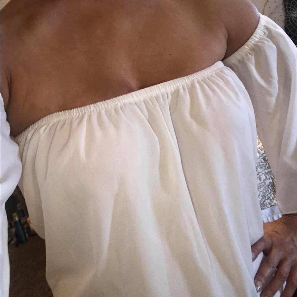 Cute off The shoulder top